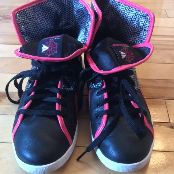 Black&Pink Reebok shoes - Picture 5 of 6